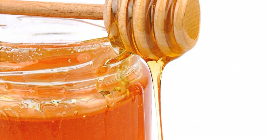 Jak jednoduše zjistit obsah vody v medu